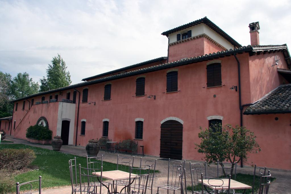 Agriturismo Il Molino Antico - 5 Girasoli Spoleto Buitenkant foto
