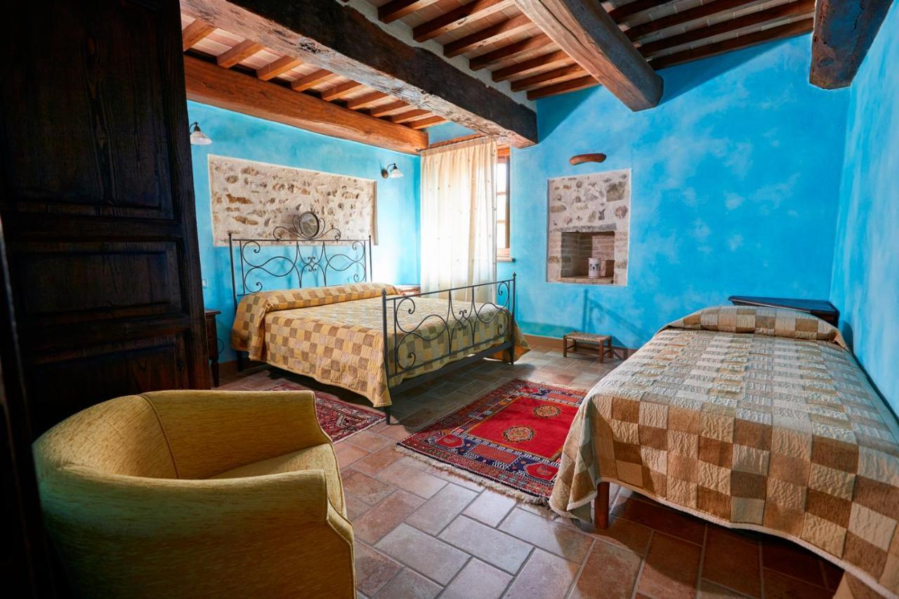 Agriturismo Il Molino Antico - 5 Girasoli Spoleto Buitenkant foto